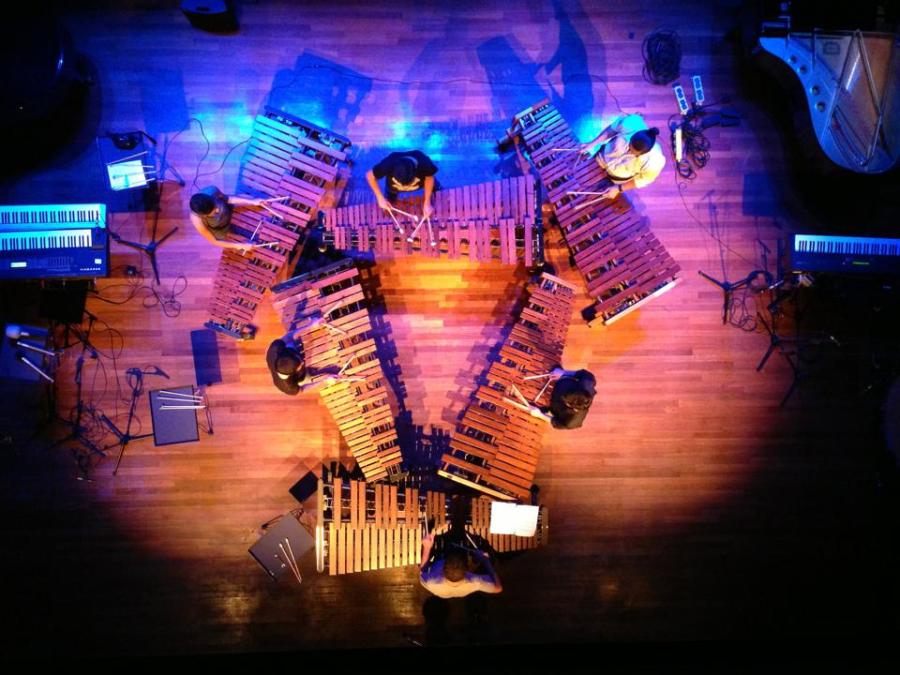 544764_696984050318389_2075976346_n