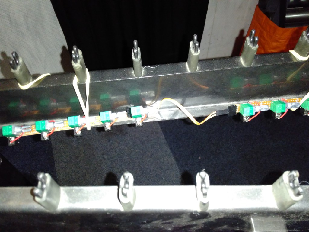 electric vibraphone hubs fixed on the Marcon vibes.